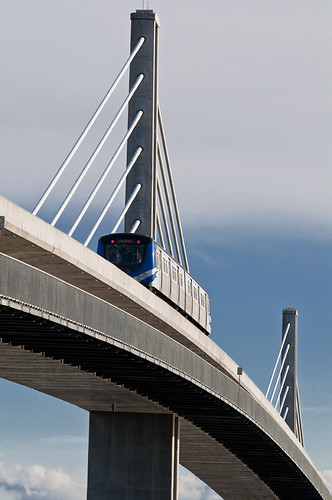 Skytrain Bridge  by petetaylor