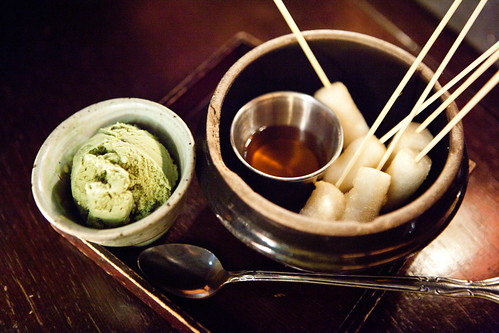 Roasted rice cake sticks with green tea ice cream