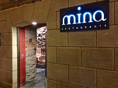 Entrada al restaurante - Restaurante Mina - Bilbao