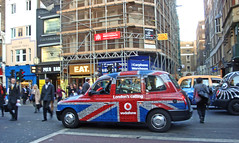 "London's calling" taxi by Julie70