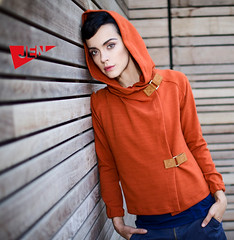 sweater_orange