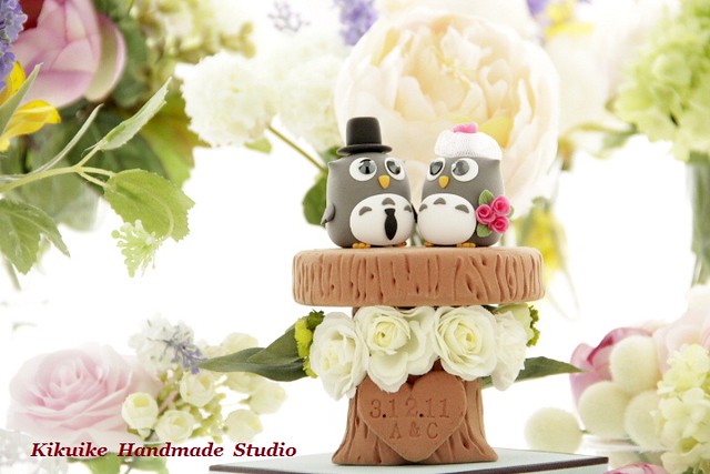 Wedding Cake Topperlove owls with flowers tree and stump