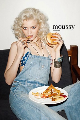 Abbey-Lee-Kershaw-by-Terry-Richardson-for-Moussy-S_S-2012-01-585x877