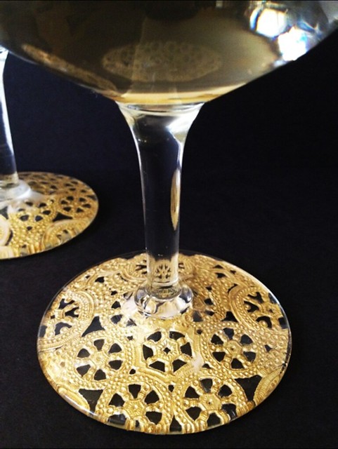 14 Gilded Lace Champagne Glasses