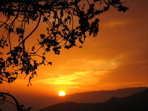 Puesta de sol tras La Gomera - Golden sunset behind La Gomera