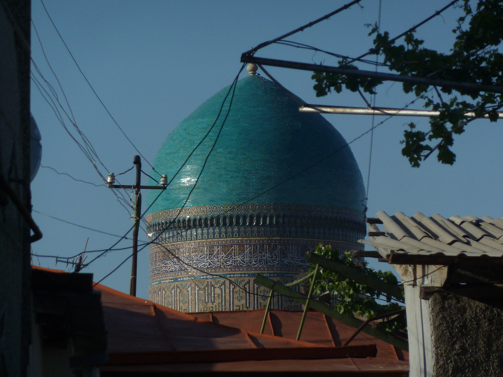 Mausoleu de Bibi-Khanim vist des del barri jueu, Samarcanda (Uzbekistan)
