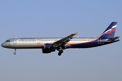 Aeroflot A321-211 VQ-BHM BCN 26/02/2011