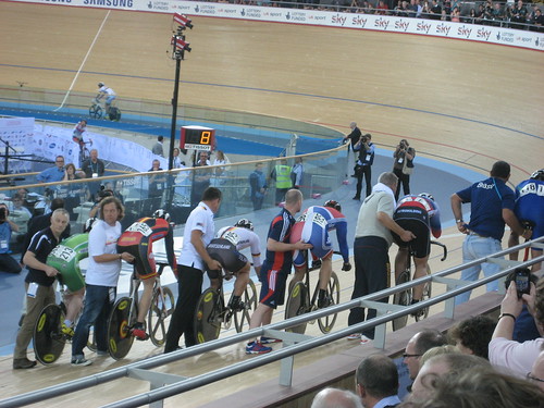 Chris Hoy lining up for the Keirin