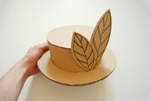 Cardboard hat_013