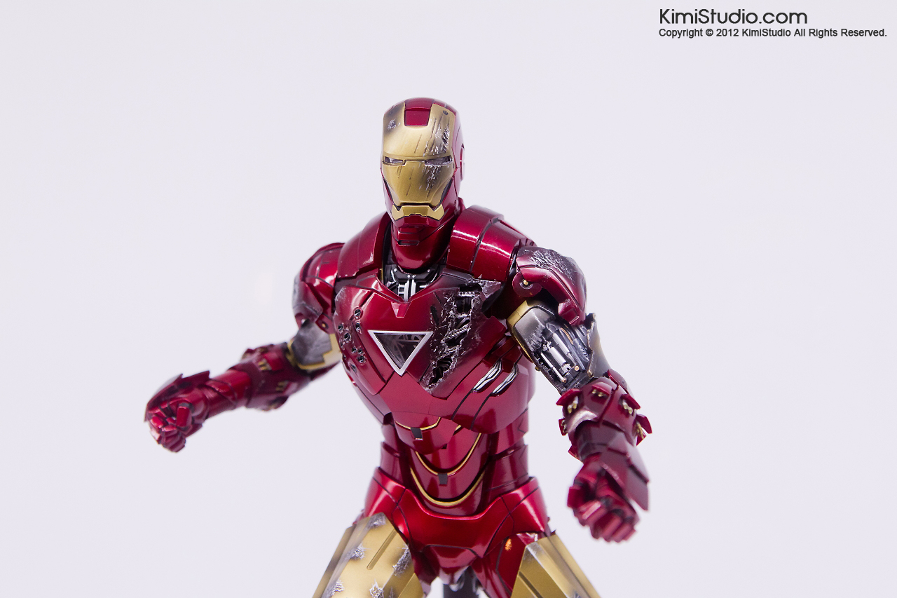 2011.11.12 HOT TOYS-066