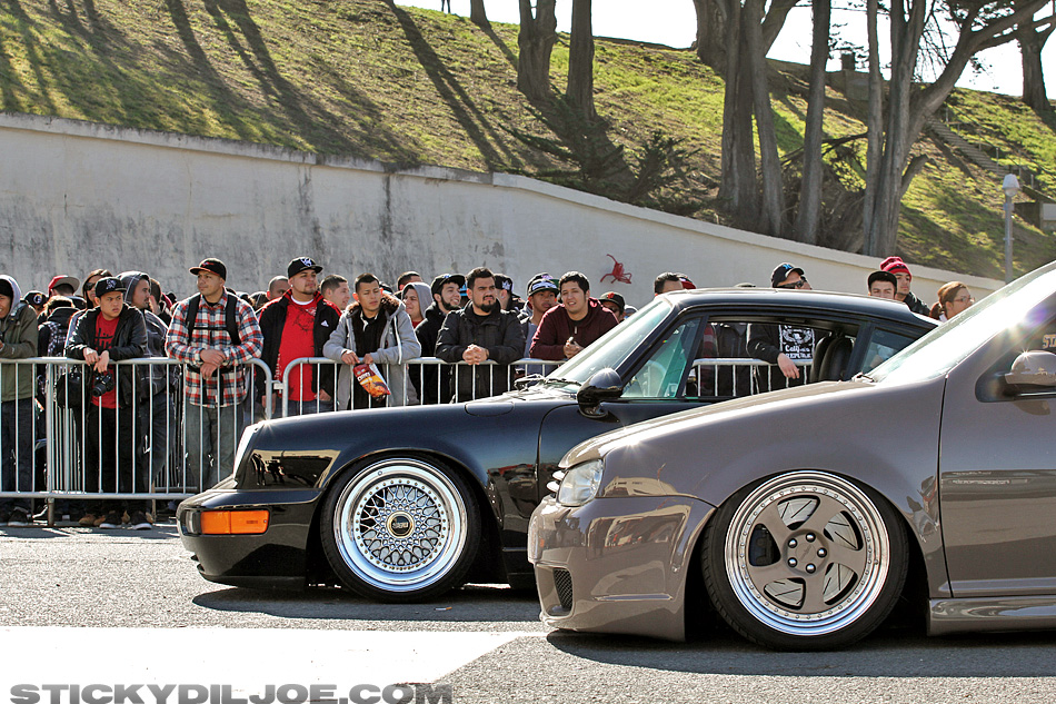  I was doing when this older Porsche 911 rolled up slammed to the floor 