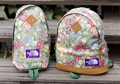 the-north-face-purple-label-flower-print-bag-series-1