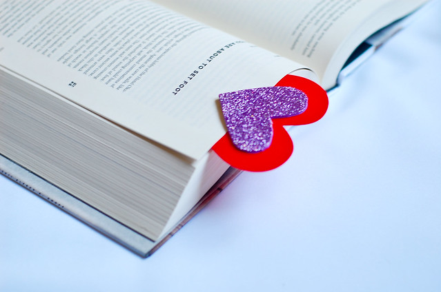 DIY Heart Bookmark