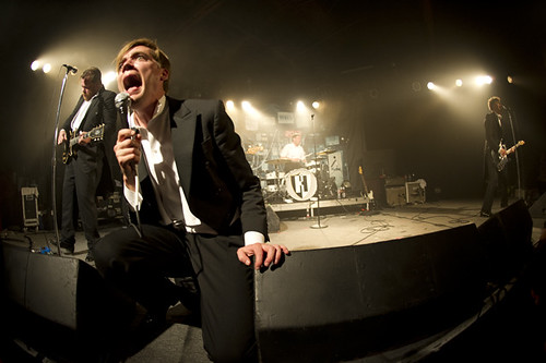 the_hives-glass_house_ACY9380