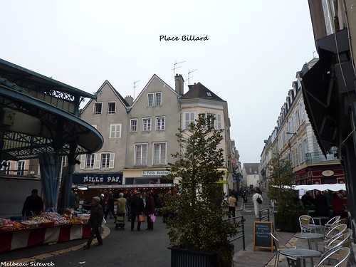  Chartres - Marché couvert - place Billard