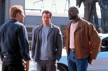 nicolas_cage_timothy_olyphant_delroy_lindo_gone_in_60_seconds_001