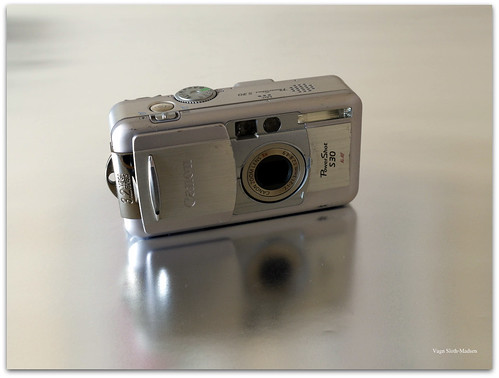 Canon PowerShot S30 - Camera-wiki.org - The free camera encyclopedia