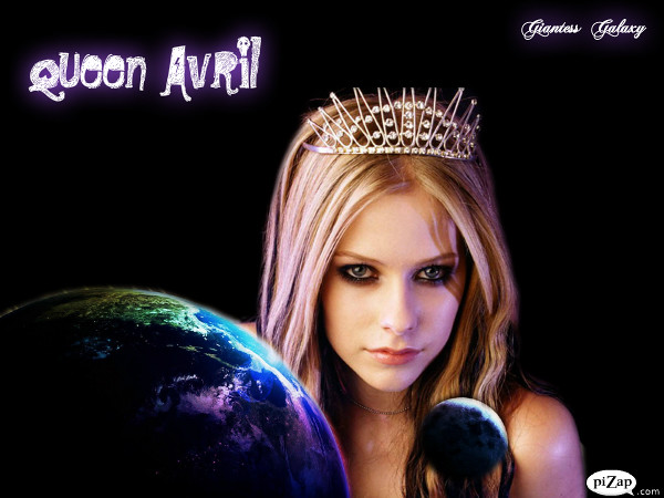 Super Giantess Avril Lavigne