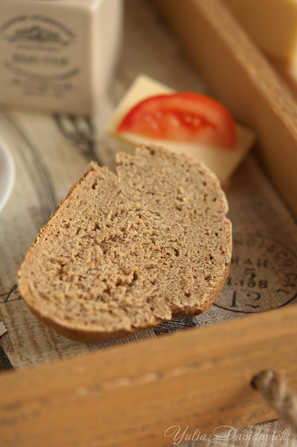 Два хлеба и всякие съедобные картинки Coffee bread with pepper