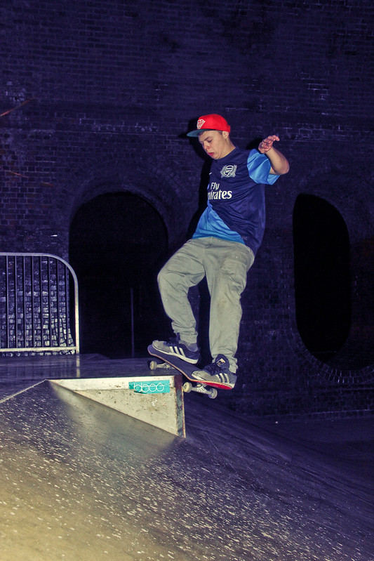 Chris Healey - Smith Grind @ High Wycombe