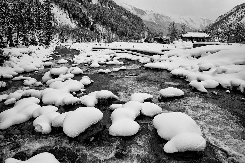 Kashmir 2012 | Sonamarg in Winter | Snow White