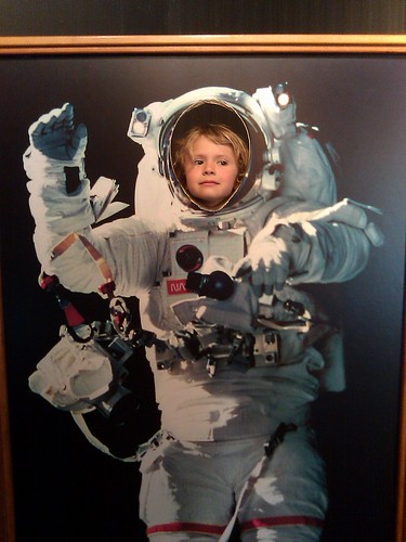 Q5 astronaut 2012-03-30 12.25.48