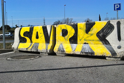 Sark [urban graffiti] - LVM {amarillo}