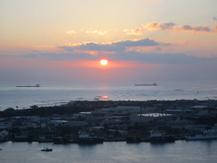 01.19.12 Sunset over Honolulu Harbor