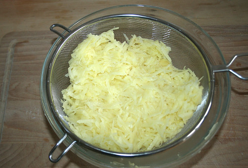 12 - Abtropfen lassen / Drain potatoes