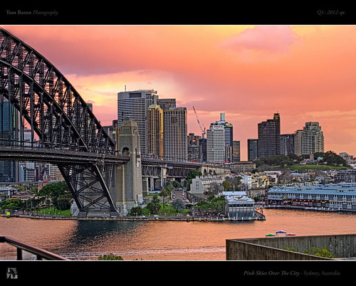 Pink Skies Over The City by TomRaven