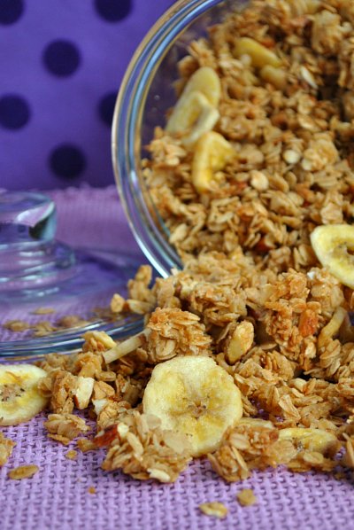 Granola for snacking