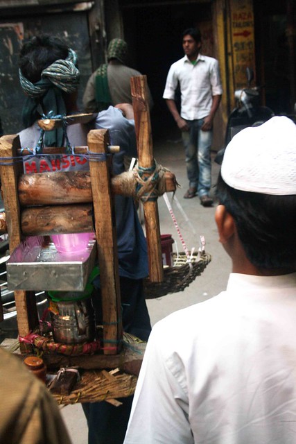 Photo Essay – The Juice Sellers, Near Jagat Cinema