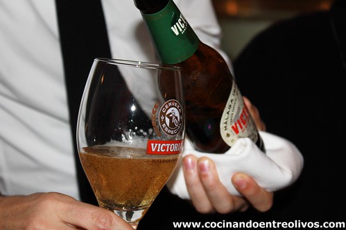 Cerveza Victoria y Mil Milagros (5)
