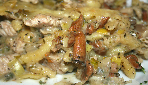 43 - Spätzle-Pilz-Gratin / Spaetzle mushroom au gratin - CloseUp