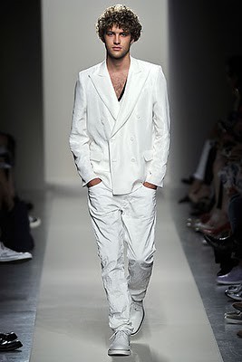 Suit men double breasted pure white V neck shirt spring summer 2011 2012  <span class=
