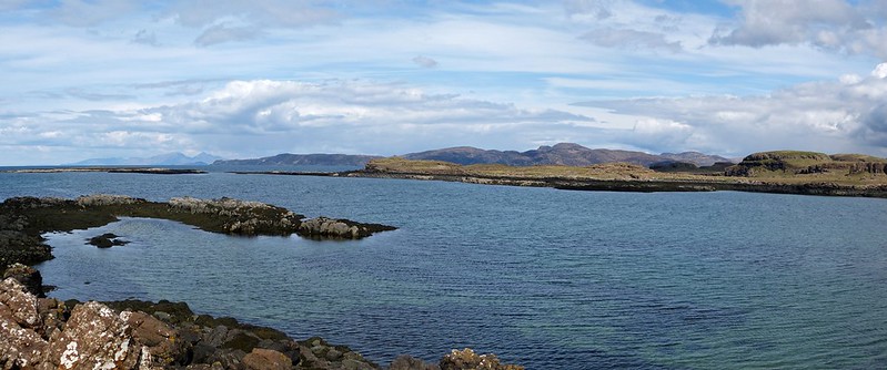 27025 - Loch Mingary, Isle of Mull
