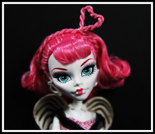 Cupid by DollsinDystopia