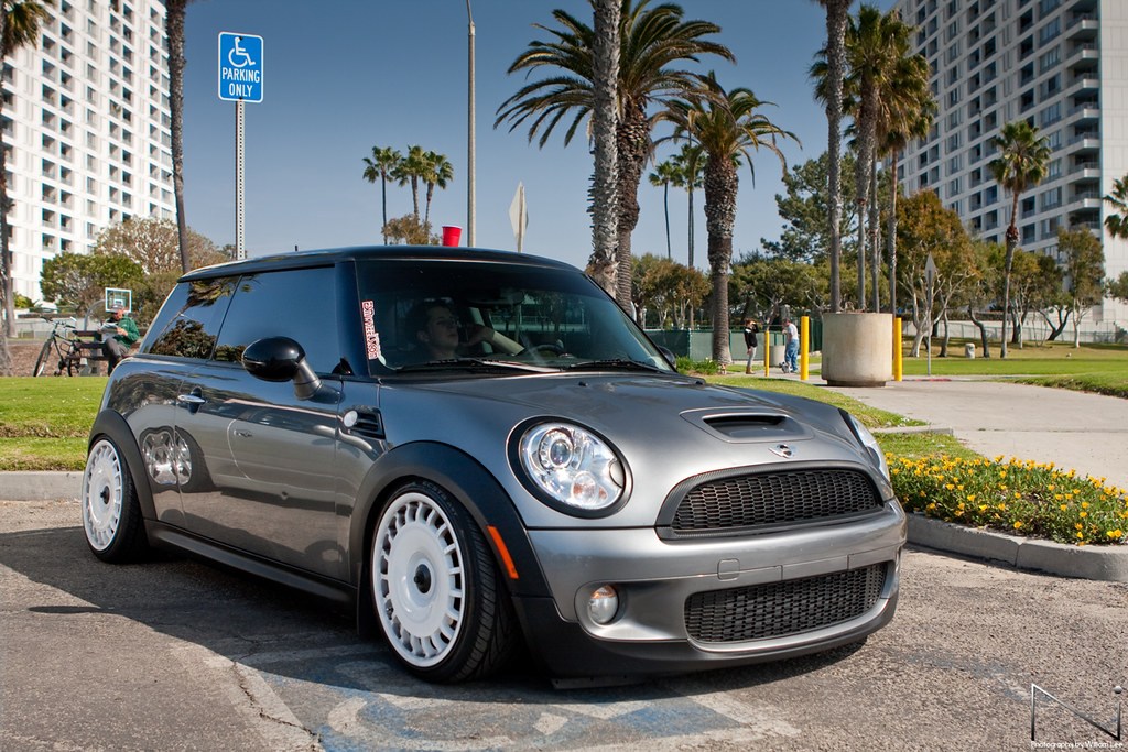 Loved how this Subi was slammed on VSXXs WFC12 Owner of this Mini Cooper 