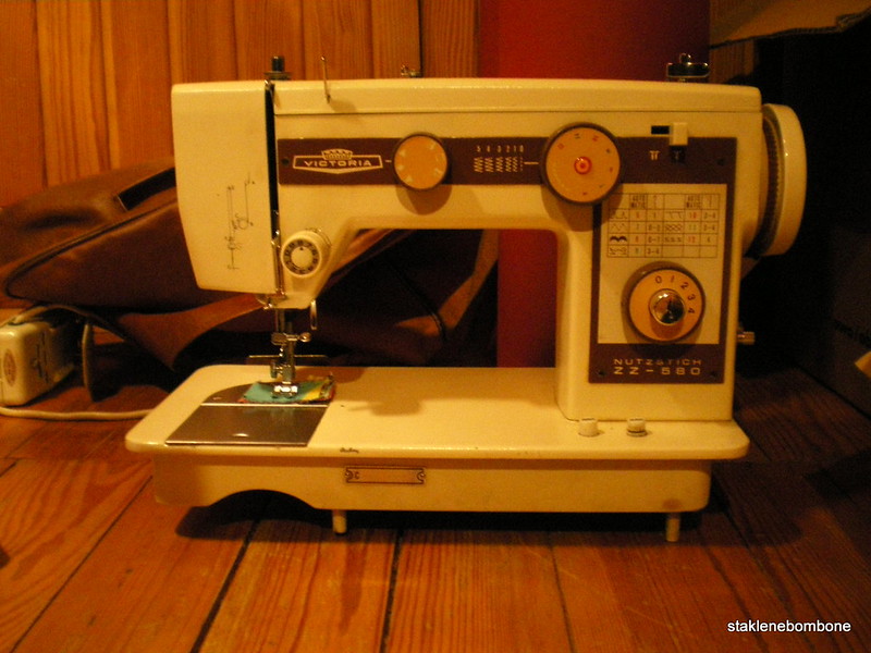 victoria sewing machine