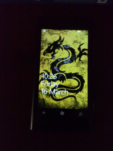 Nokia Lumia 800 Unboxing (18)