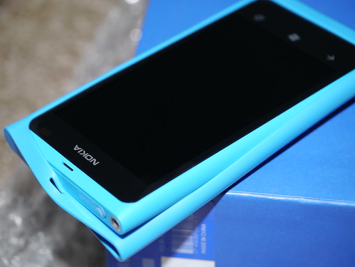 Nokia Lumia 800購入
