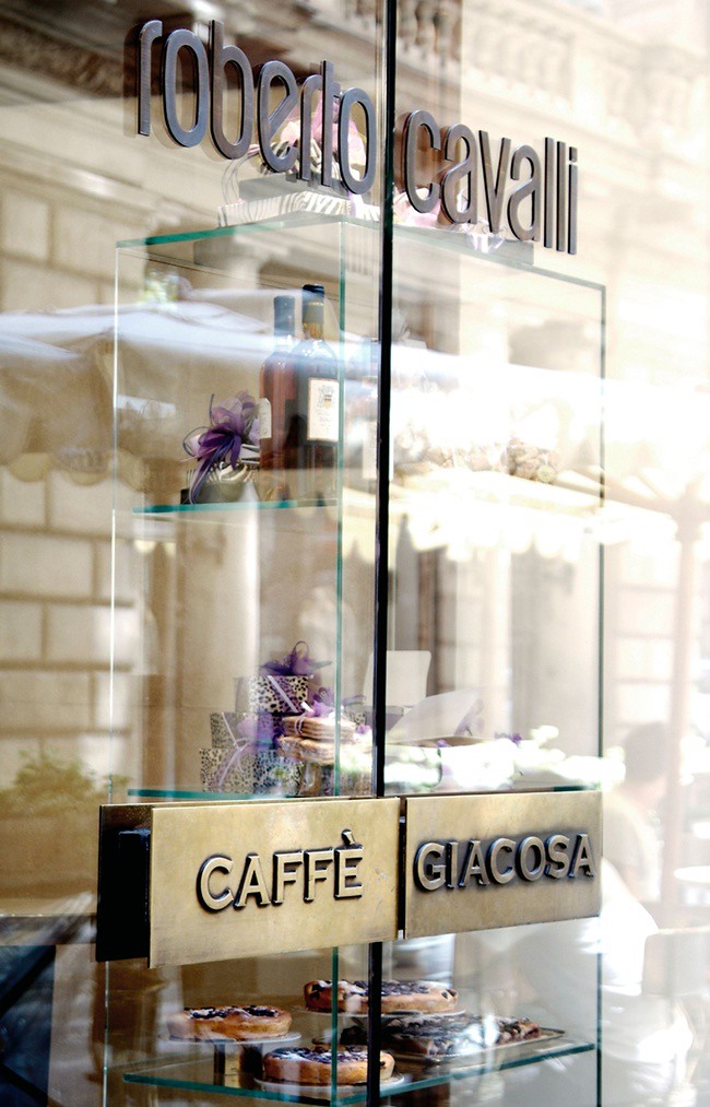 2 Cafe Giacosa
