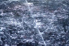 scratch patterns on ice