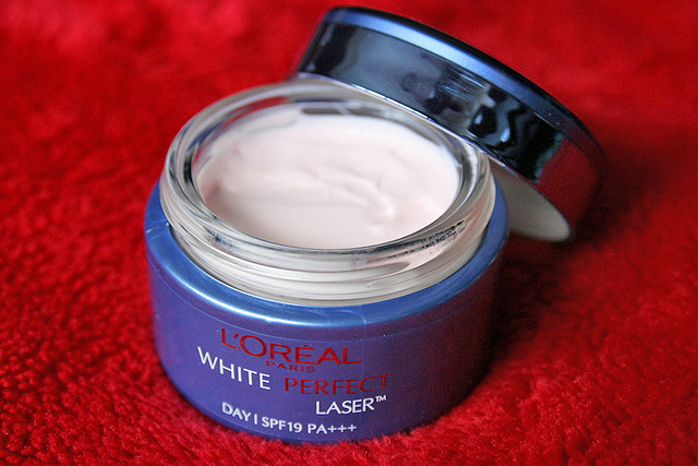 L'Oreal White Perfect Laser All Round Protection Whitening Cream SPF19 PA+++