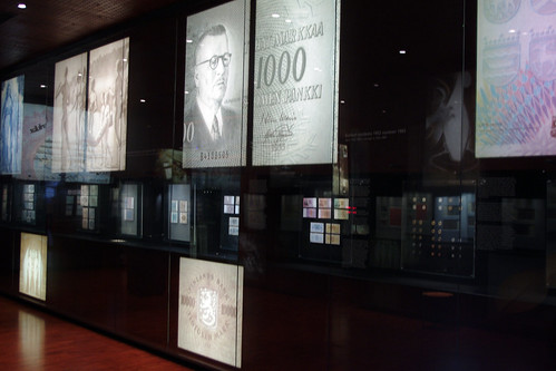 gallery exhibits of the National Bank of Finland Museum