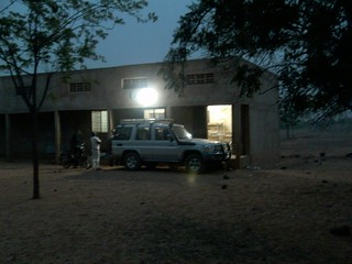 Licht in der Schule in Pathiri