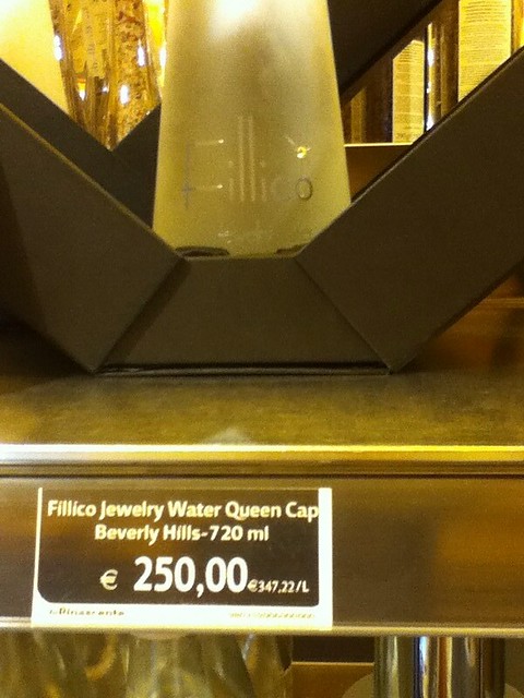 720ml Water EUR 250