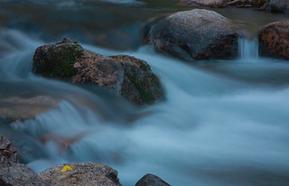 Long exposure on a small stream near Lake Sabrina