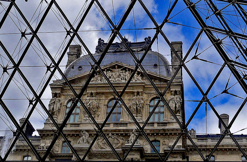 Louvre facade throiugh Pyramid