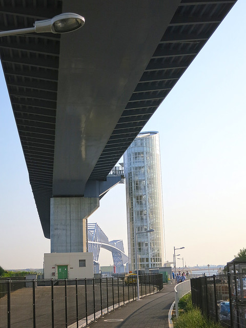 Tokyo-Gate-Bridge